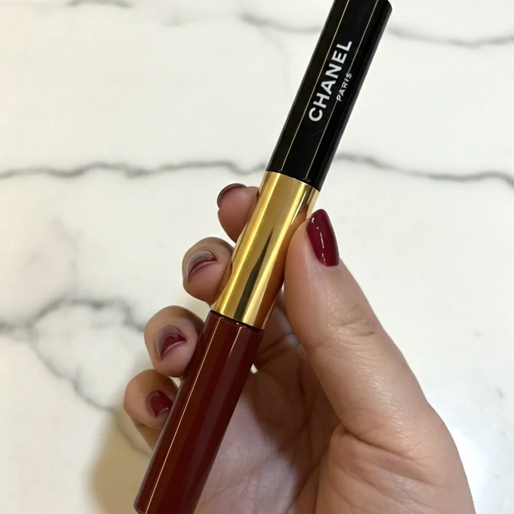 Chanel Rouge Double Ended Intense Ultra wear lip Color shade 49 Ever Red July